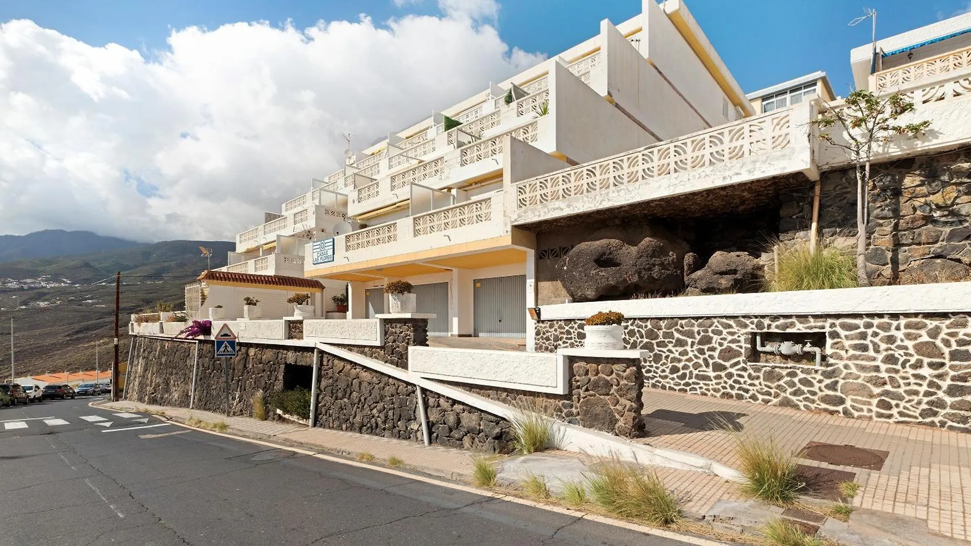 Apto Las Florita By Paramount Holidays Santa Cruz de Tenerife Spain